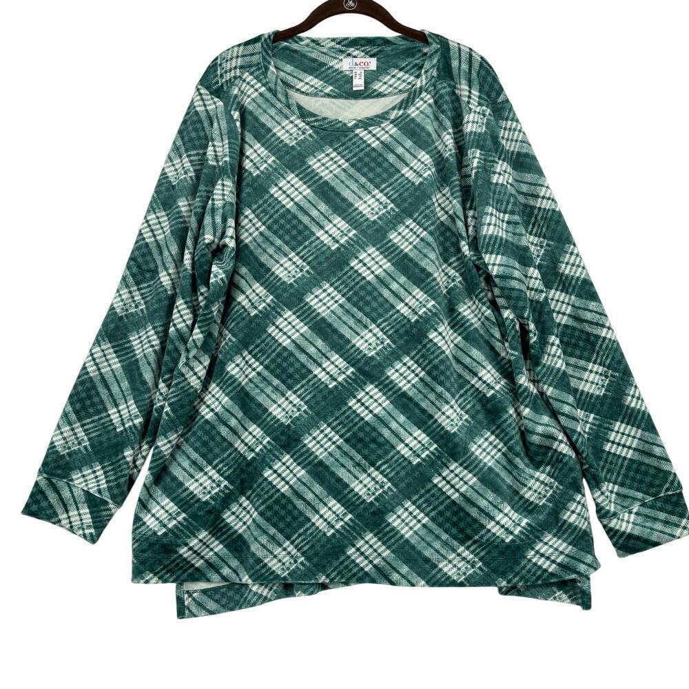 Denim & Co Velour Pullover Top Size 1X Green Plaid Deep Pine White Hi-Low Hem